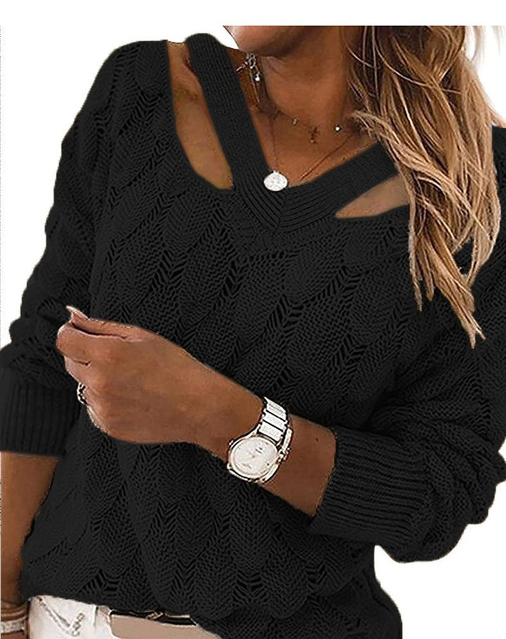 Knitted sweater for women with V-neck and refined ribbed structure Lune London