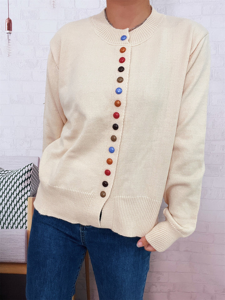 Cardigan pour femmes avec détail de bouton coloré Chic & Stil
