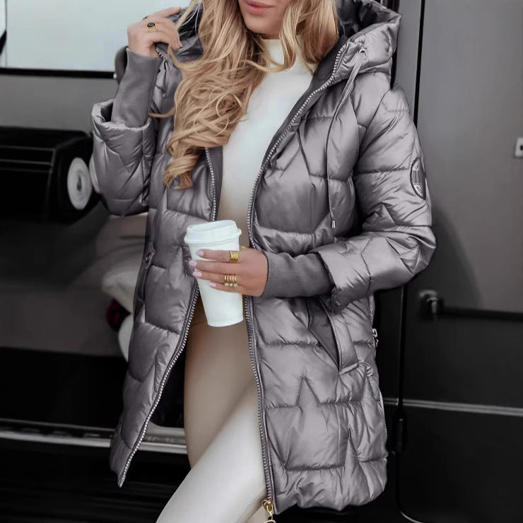 Modern and warm quilted jacket for women with hood Lune London