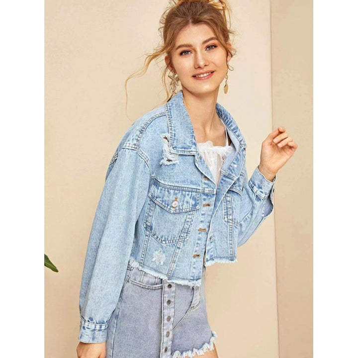 Veste en jean pour femmes avec des détails usés et stylés Chic & Stil