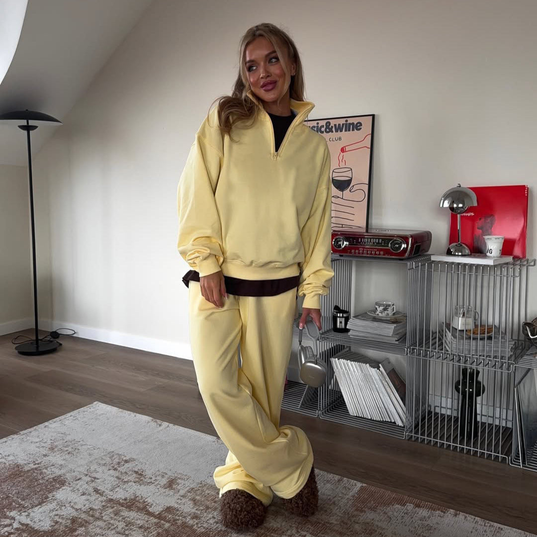 Ladies soft sweatshirt with high collar and relaxed fit Lune London