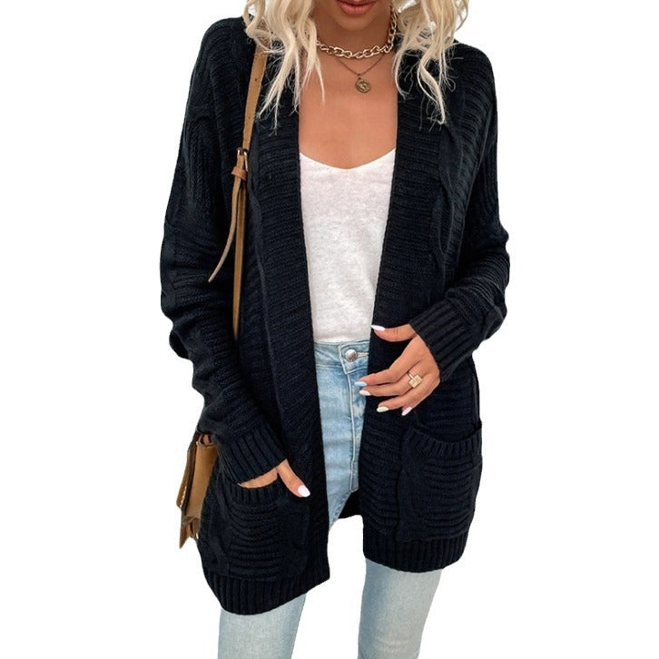 Thick knit cardigan for women with large pockets and structured design Lune London