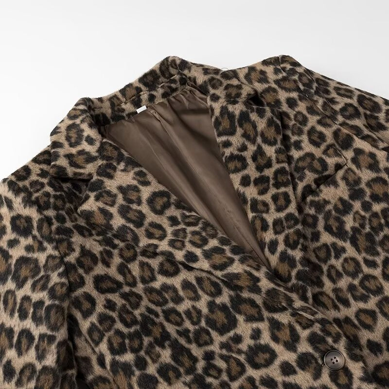 Elegant leopard blazer jacket for women Lune London