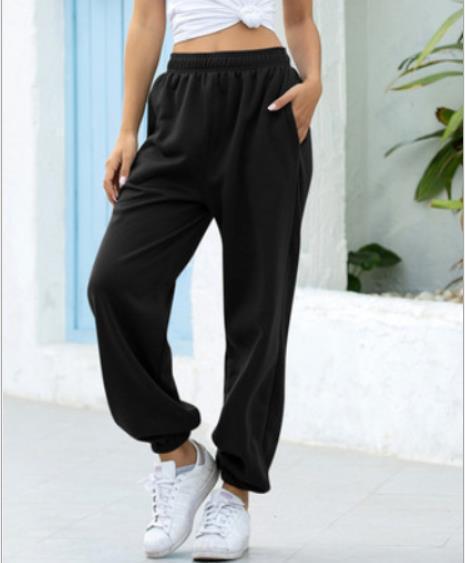 Casual pants for women with elastic waistband and side pockets Lune London