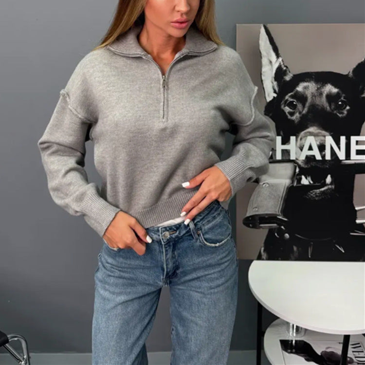 Lune London | Women's fashionable sweater with half zipper and wide sleeves