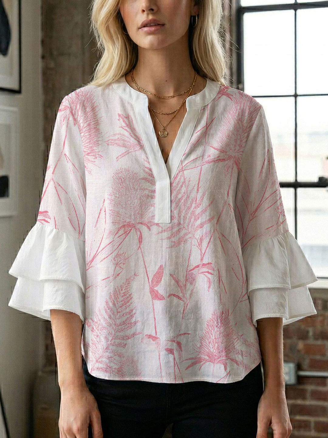 Ladies blouse with beautiful floral design Lune London