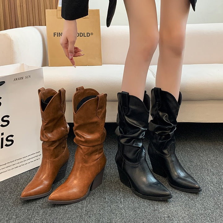 Western boots for women with an elegant drape and a Lune London heel