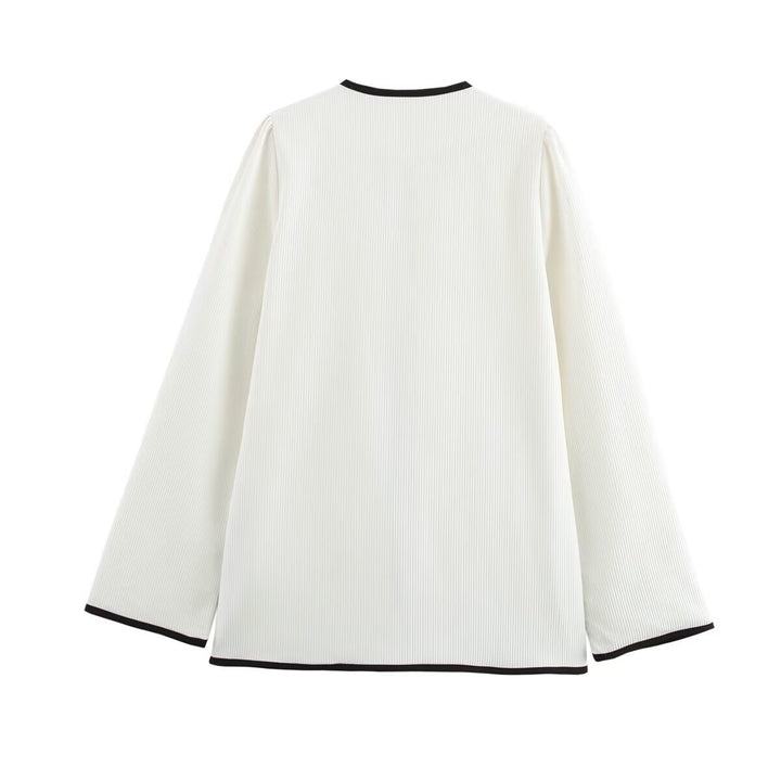Casual women's jacket in textured material with decorative pockets Lune London