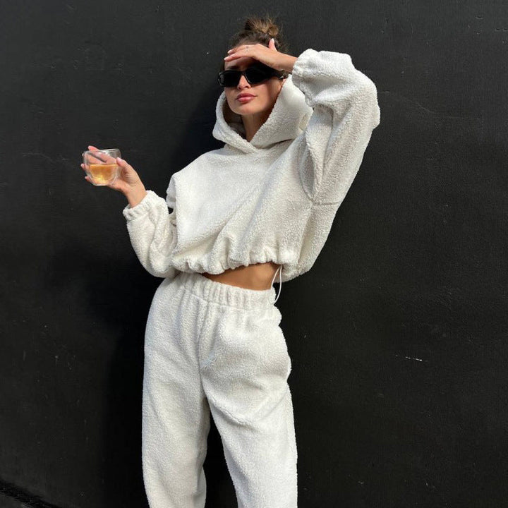 Women's Cozy Fleece Set with Hood and Elastic Waistband Lune London