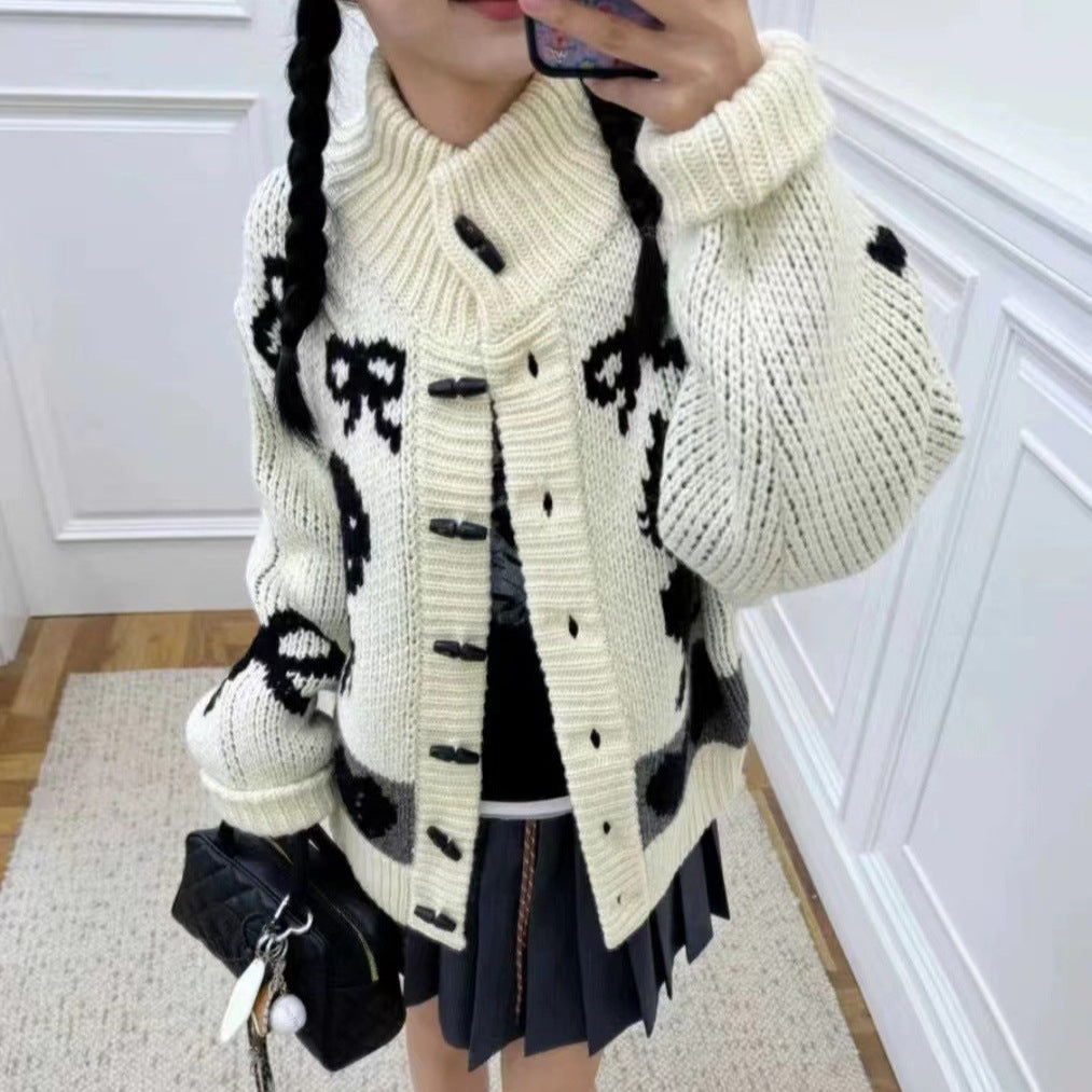 Cardigan femme avec des motifs animaux tendance et col haut Chic & Stil