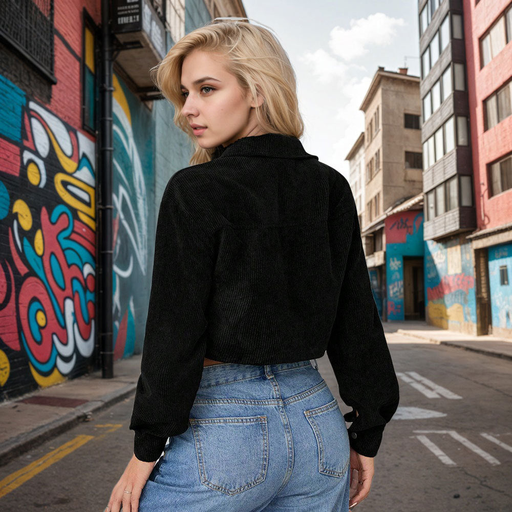 Cropped corduroy jacket for women with stylish details and practical pockets Chic & Stil