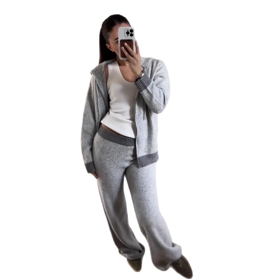 Femmes confortables combinaisons tricotées au design décontracté avec fermeture éclair Chic & Stil