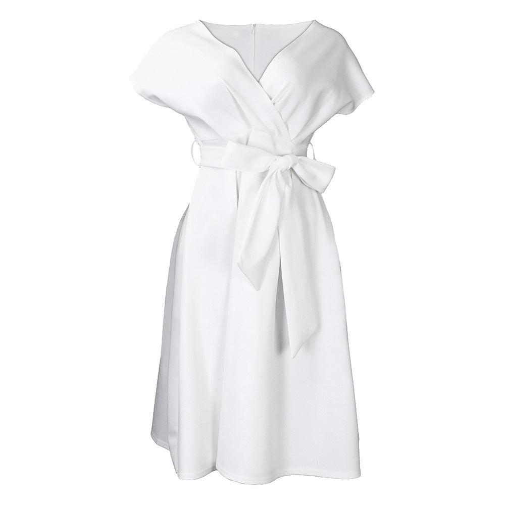 Wrap dress for ladies with an elegant belt and a refined line Lune London