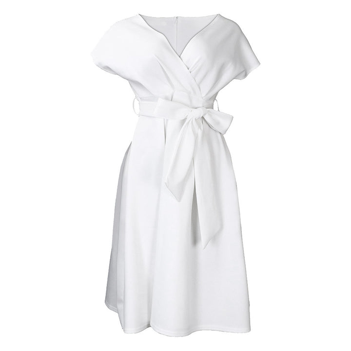 Wrap dress for ladies with an elegant belt and a refined line Lune London