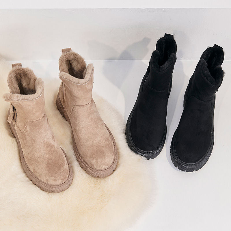 Trendy winter boots for women with soft lining and sturdy profile Lune London
