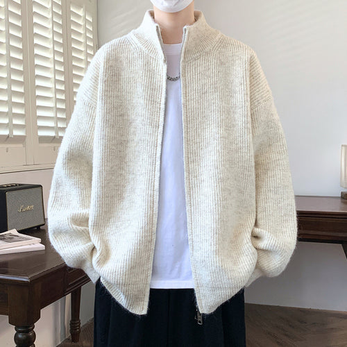Chic and cozy zippered cardigan for ladies with high zipper Lune London