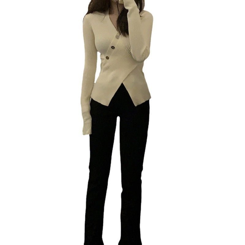Cardigan en tricot à fines côtes pour femmes avec détails de boutons et col en V élégant Chic & Stil
