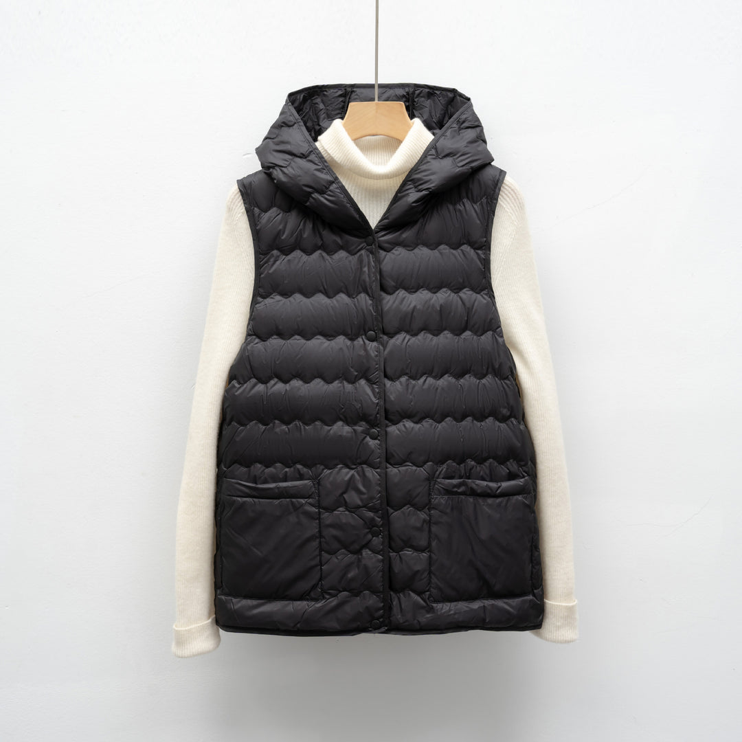 Ladies quilted gilet with hood Lune London