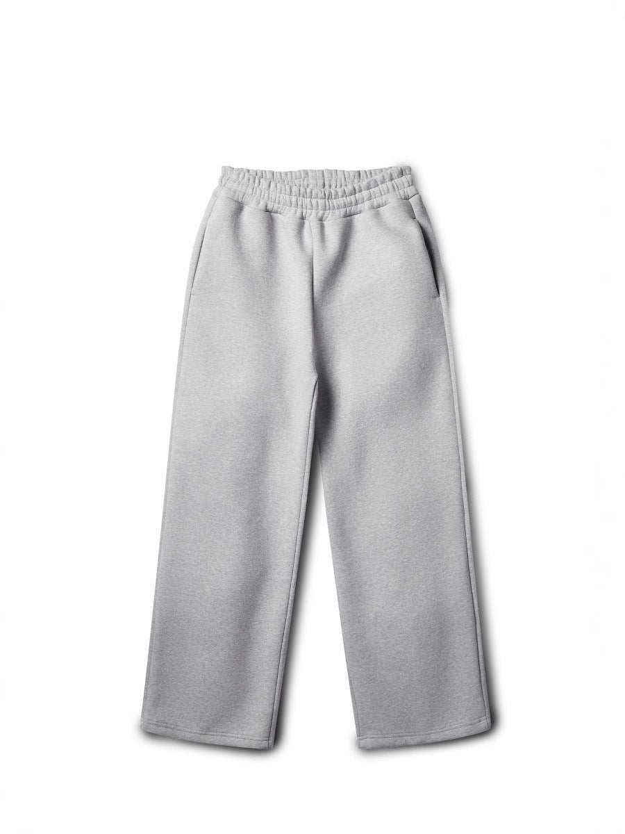 Casual wide women's jogger pants with elastic waistband and convenient pockets Lune London