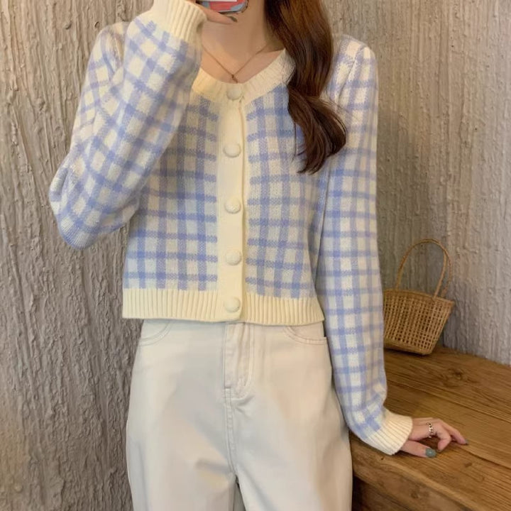 Short knitted jacket for women with checked pattern and buttons Lune London