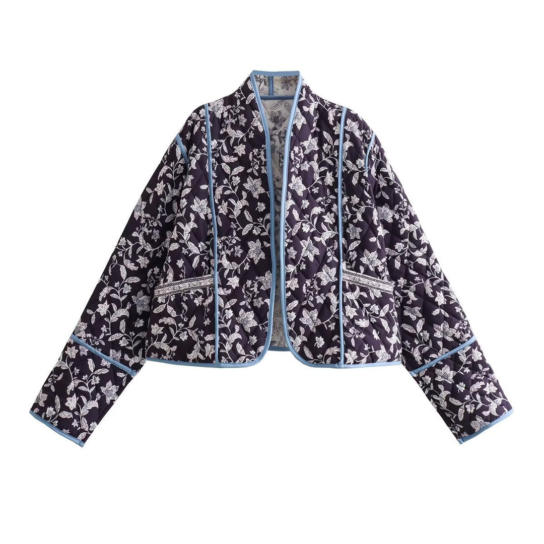 Veste matelassée pour femme à motifs avec un design floral et des détails contrastés élégants Chic & Stil