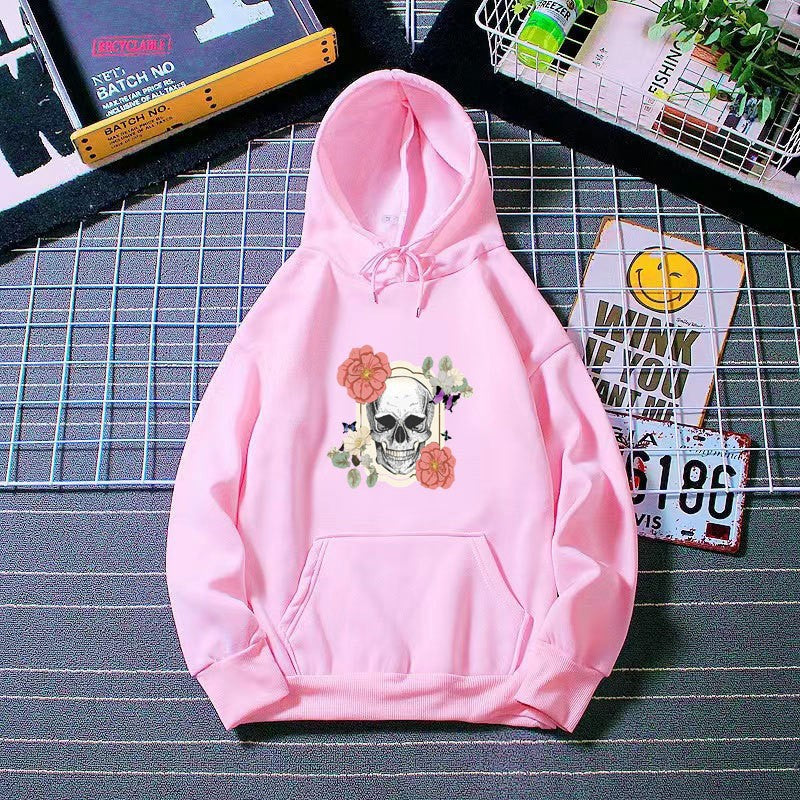 Women's hoodie with detailed skull design and floral print Chic & Stil