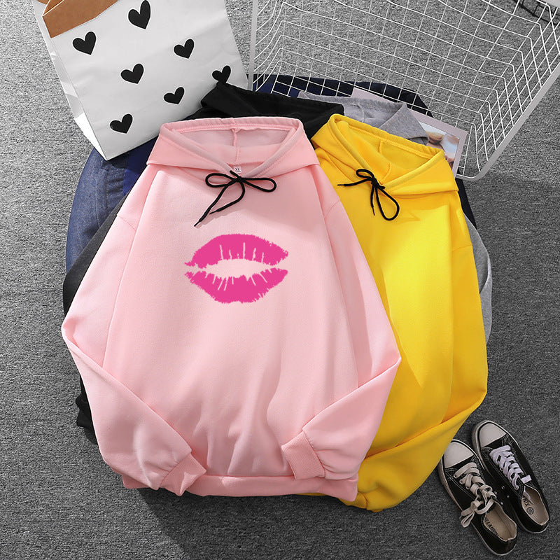 Women's hoodie with striking lip motif Chic & Stil