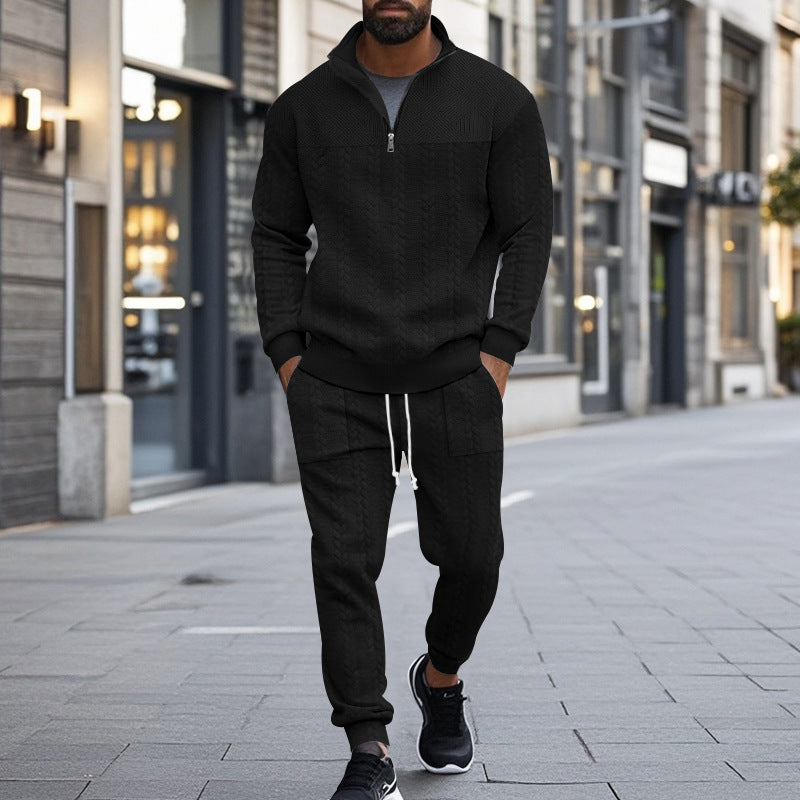 Men's fleece sports outfit with half-zip and practical pockets Lune London