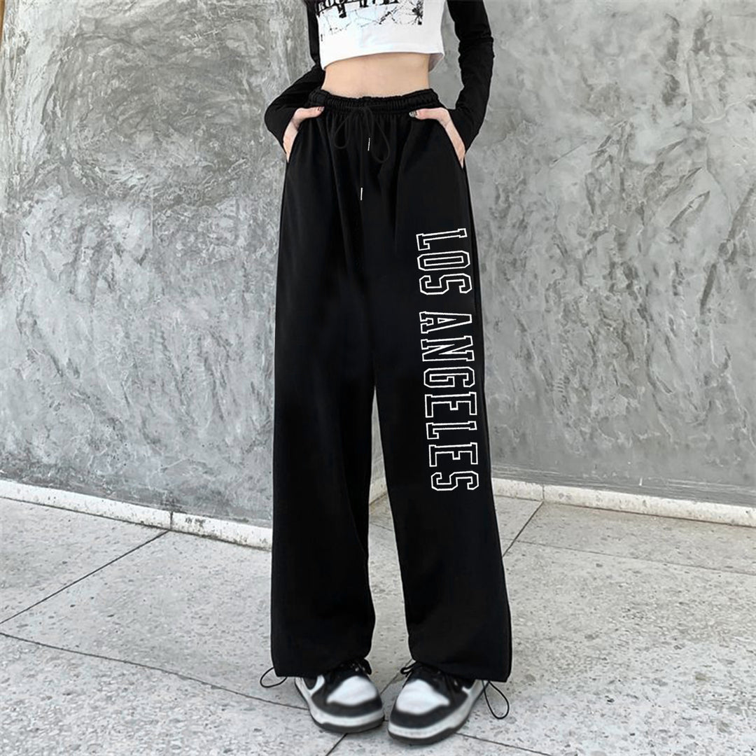 Women's Comfortable Sports Pants with Practical Cut and Print Chic & Stil