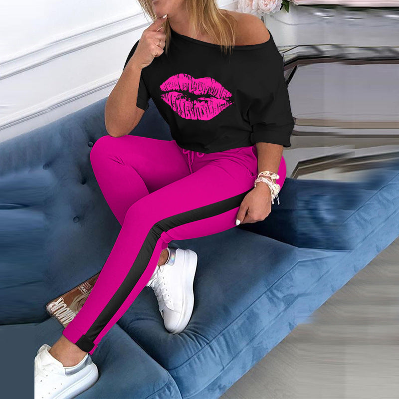 Sweatshirt à motif lèvres pour femmes et leggings sportifs Chic & Stil