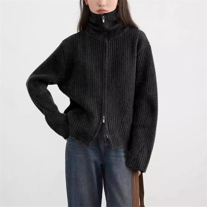 Gilet pour femmes avec fermeture éclair sportive et texture côtelée Chic & Stil