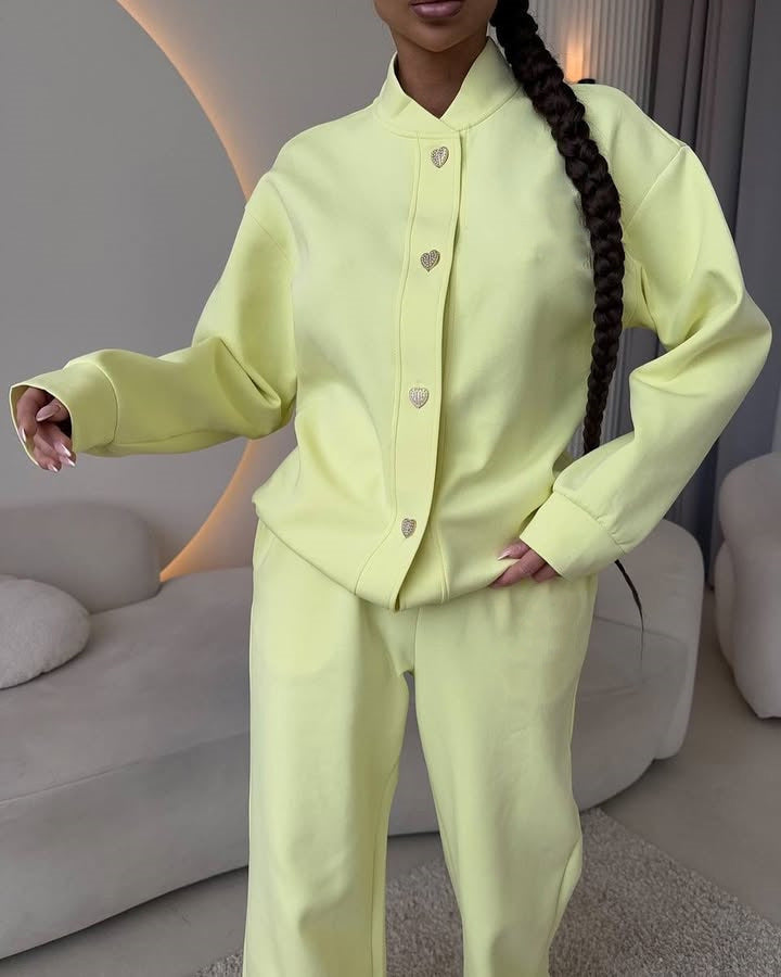 Ladies Elegant and Comfortable Leisure Set with Trendy Button Closure Lune London