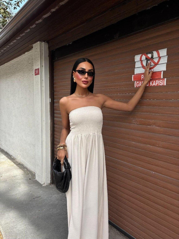 Sleeveless maxi dress for women with a gathered top Lune London