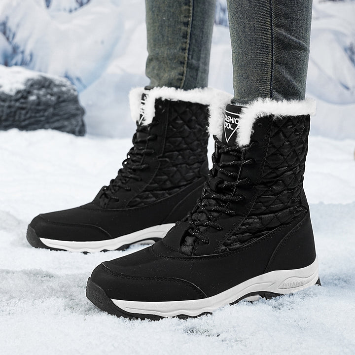 Winter boots for women with insulated lining and non-slip sole Lune London
