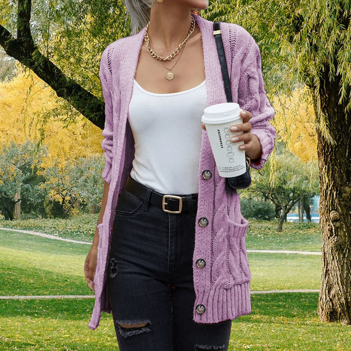 Chunky knit cardigan for women with pockets and trendy twisted pattern Lune Londonl