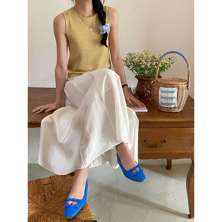 Women's airy blouse with puff sleeves and button details Chic & Stil