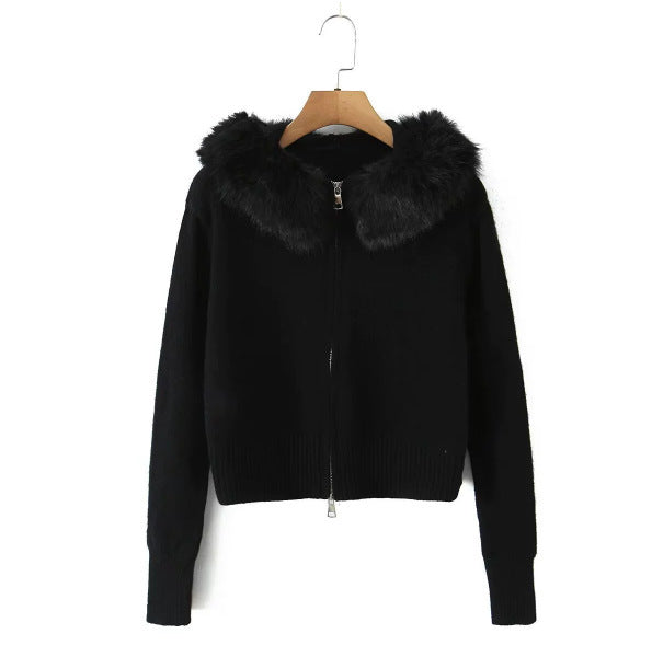 Women's knit cardigan with luxurious faux fur collar and zipper Lune London