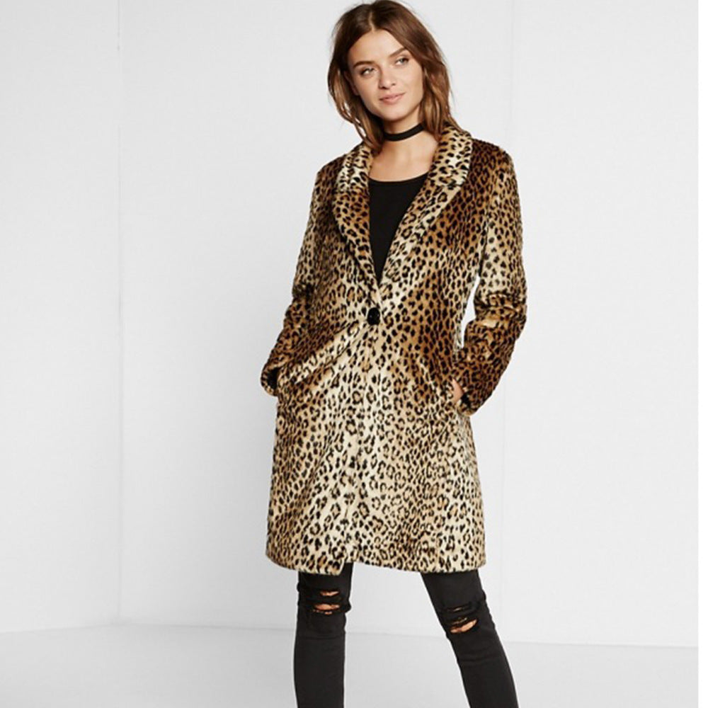 Ladies luxurious faux fur coat with a modern leopard pattern Lune London