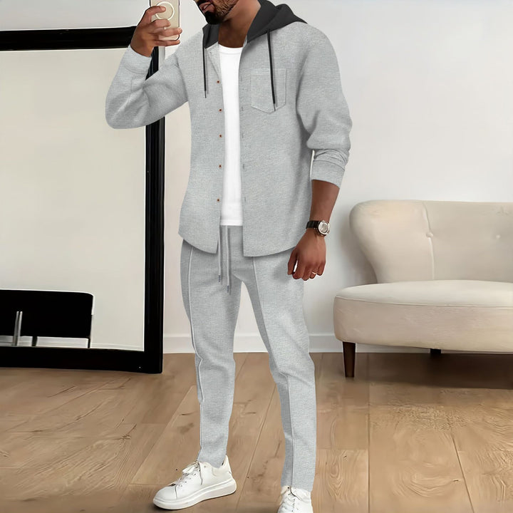 Elegant leisure set for men with hooded top and practical pockets Lune London