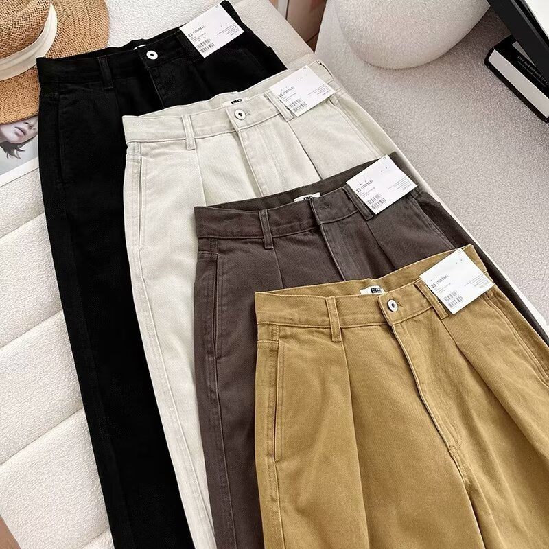 Pantalons chino larges pour femmes avec taille haute et poches pratiques Chic & Stil