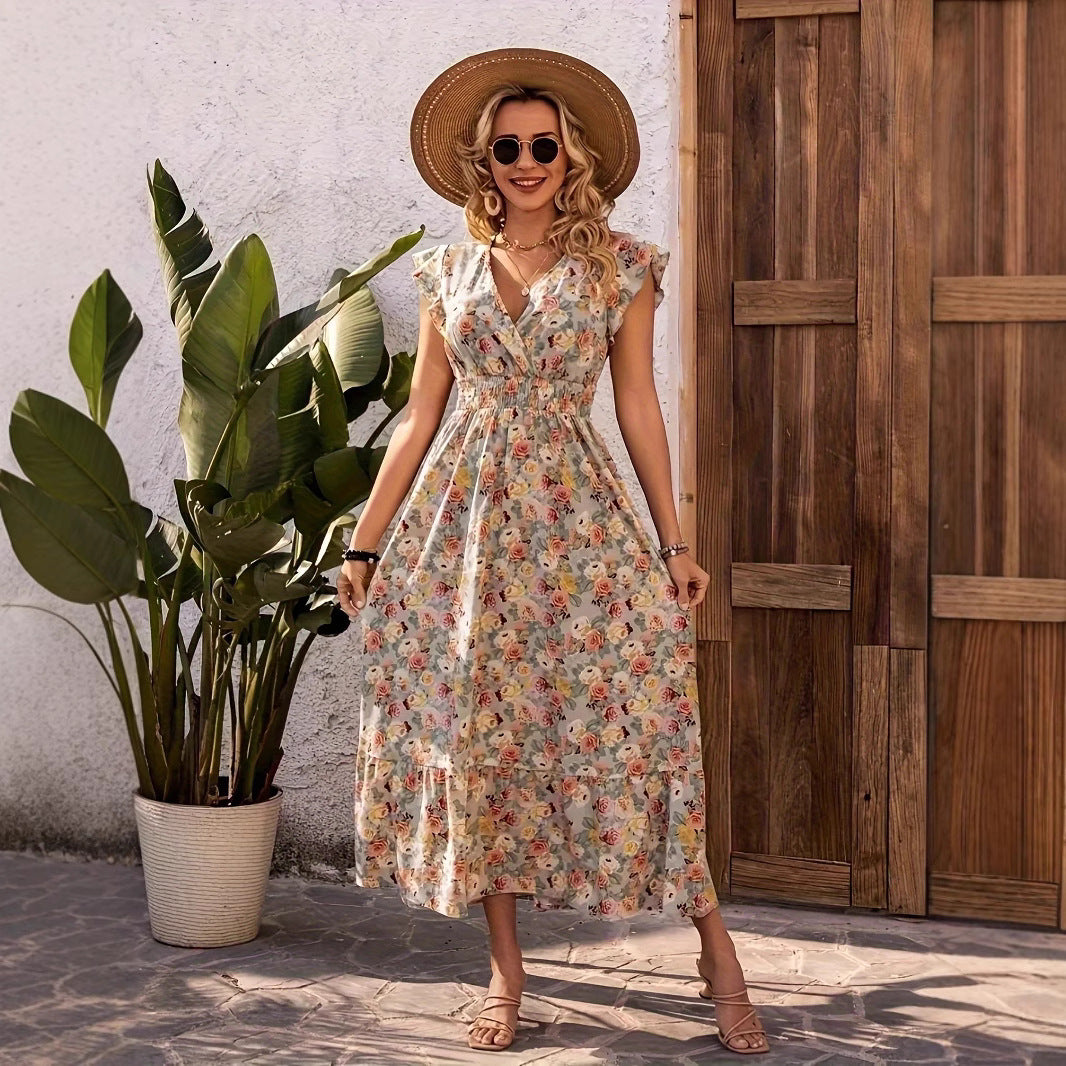 Maxi dress for women with floral design and casual V-neck Lune London