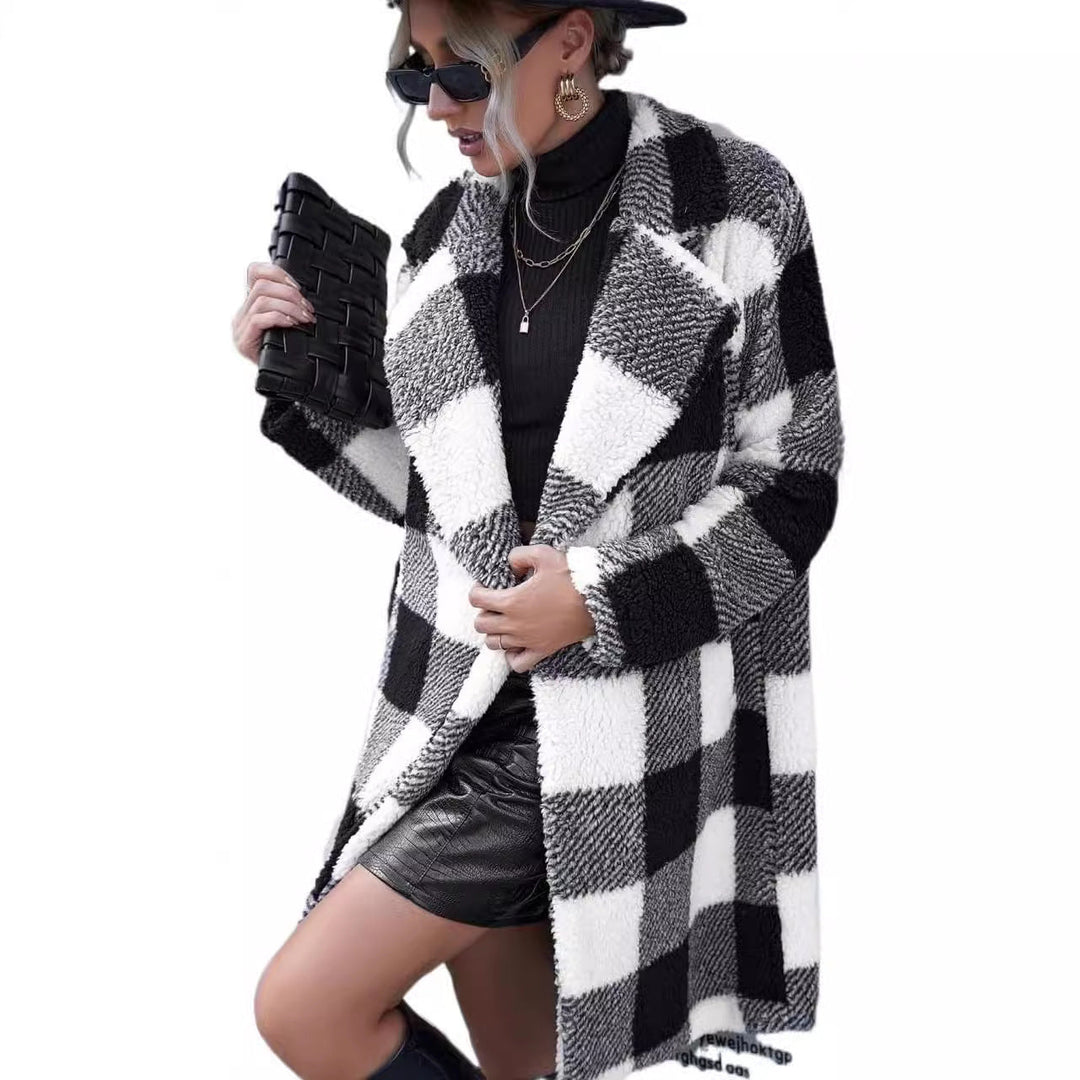 Women's Cozy Check Coat with Oversized Cut and Soft Lining Lune London