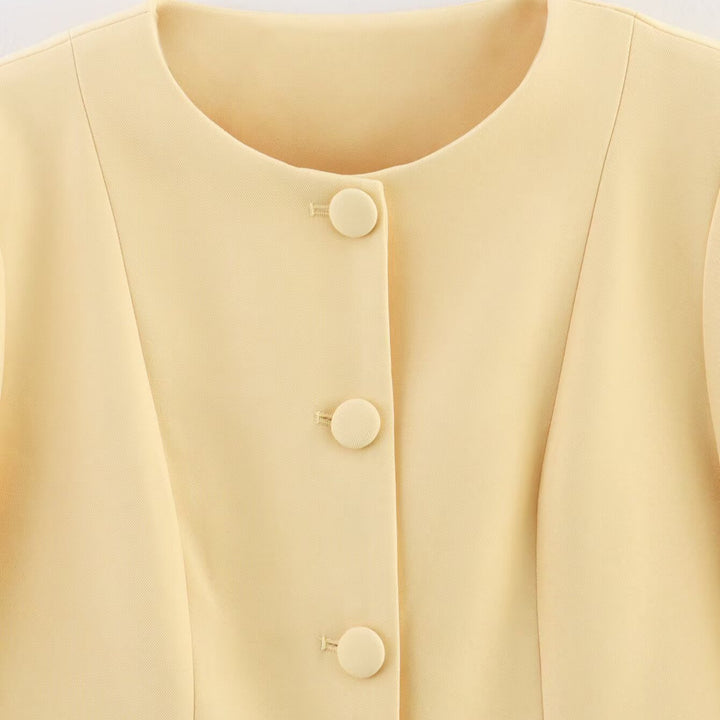 Fitted blazer jacket for women with elegant button details Lune London