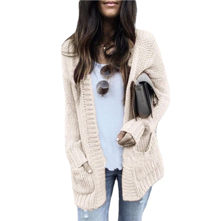 Thick knitted jacket for women with deep pockets and casual fit Lune London