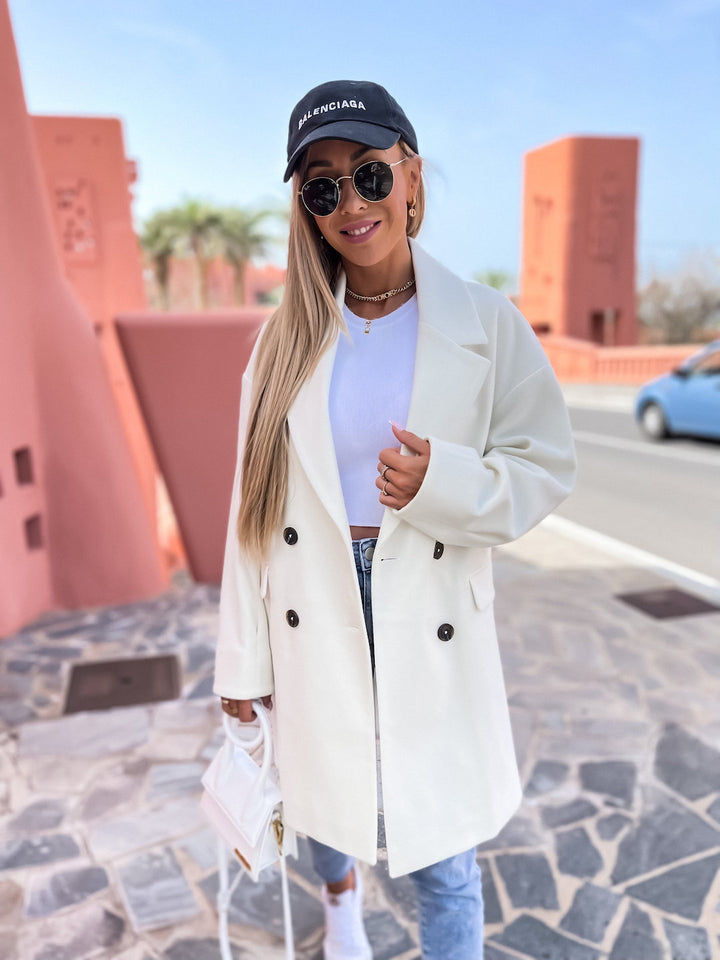 Ladies Elegant and Timeless Oversized Blazer Lune London