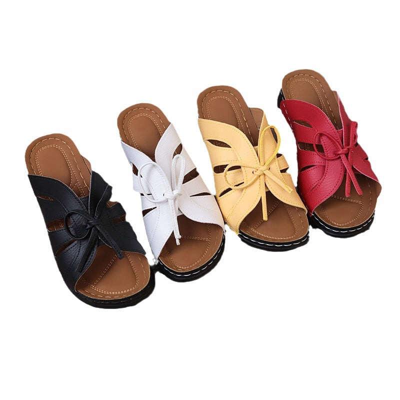 Open-toe sandals for women with trendy lace detail Lune London