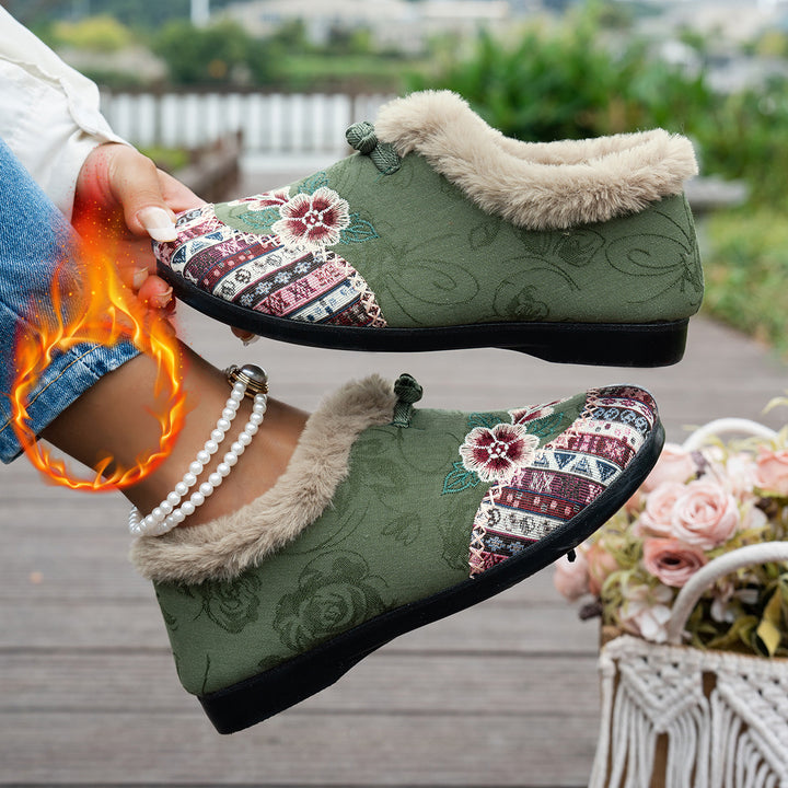 Slippers for women with soft lining and trendy floral design Lune London