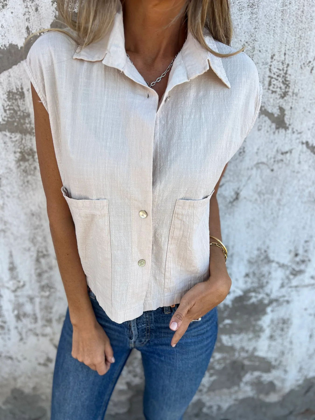 Women's blouse with a unique cut and practical pockets Lune London