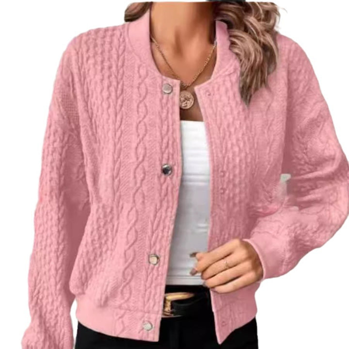 Cardigan pour femmes avec un élégant motif en torsades et fermeture à boutons-pression Chic & Stil