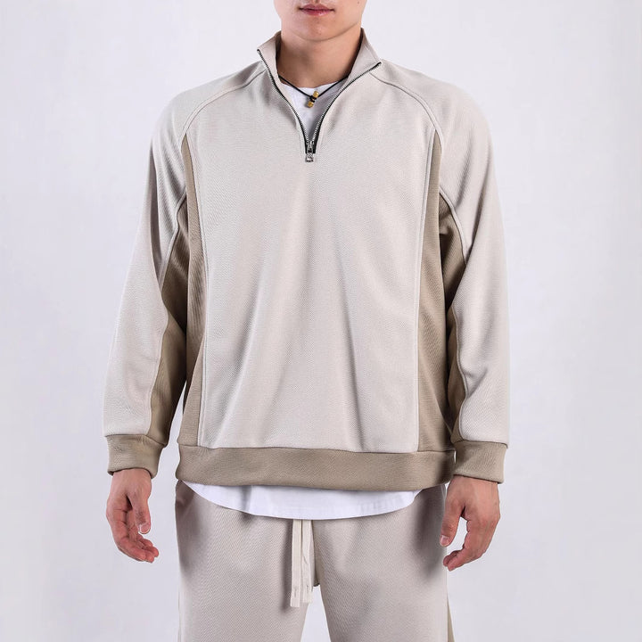 Functional pull for men with half-zip and breathable inserts Lune London